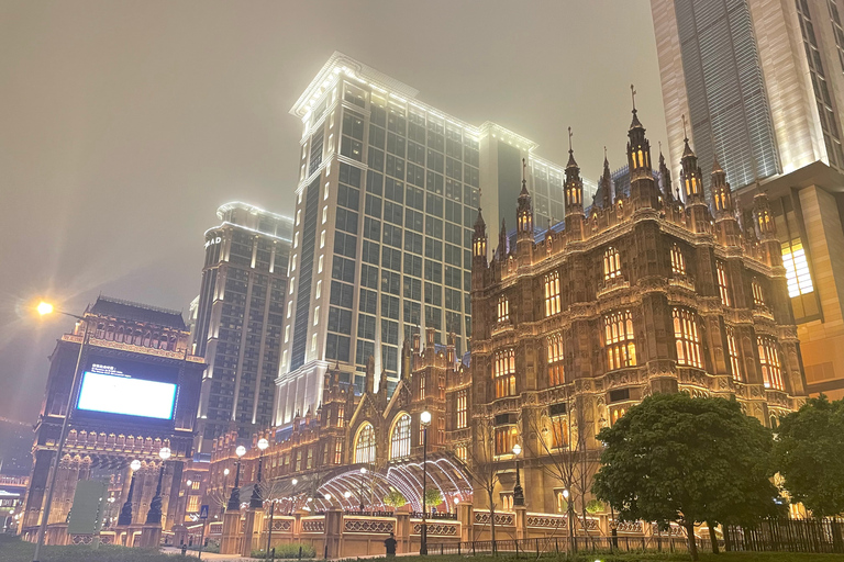 Macau: Cotai Strip Night Tour with Optional Experiences