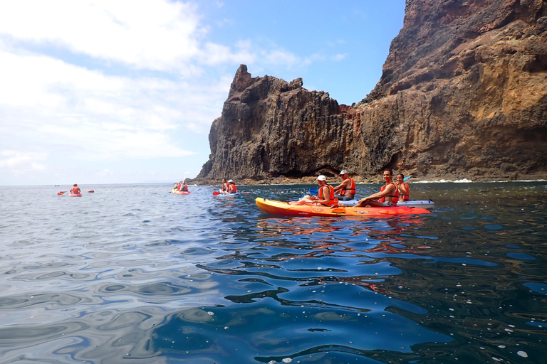 Avventura in kayak a Calheta: Tour della spiaggia di Zimbralinho o dell&#039;isolotto di Cal