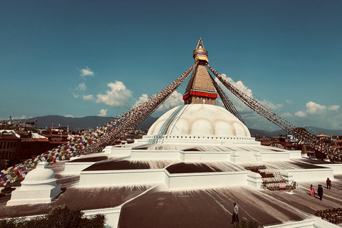 Katmandu: wycieczka po 4 miejscach wpisanych na listę światowego dziedzictwa UNESCO.Katmandu: Wycieczka po 4 miejscach wpisanych na listę światowego dziedzictwa UNESCO.