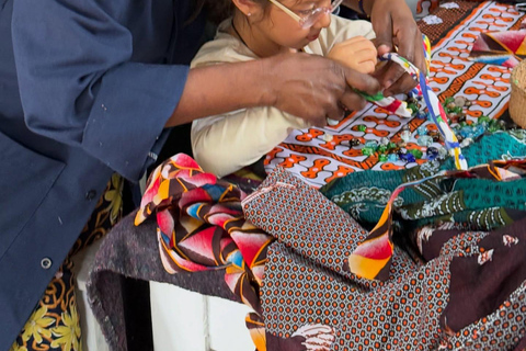 Arusha: Arts, Culture, and Coffee Guided Tour with Lunch