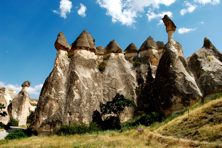 Rode tour door Cappadocië met lunch en museumtickets (kleine groep)Cappadocië rode tour met lunch en museumtickets kleine groep
