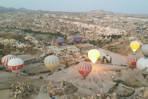 Cappadocia: Göreme National Park Sunrise Balloon Flight