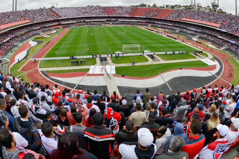 São Paulo: Asiste a un partido del São Paulo FC con un localPartido del São Paulo FC en el Estadio Morumbi