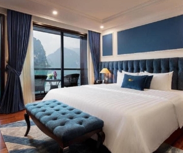 Hanoi: 2-daagse Halong/Lan Ha Bay 5 sterren cruise & balkonhut