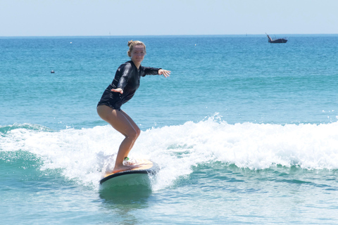 Pro Surf Gruppenunterricht in Da Nang VietnamGruppen-Surfunterricht