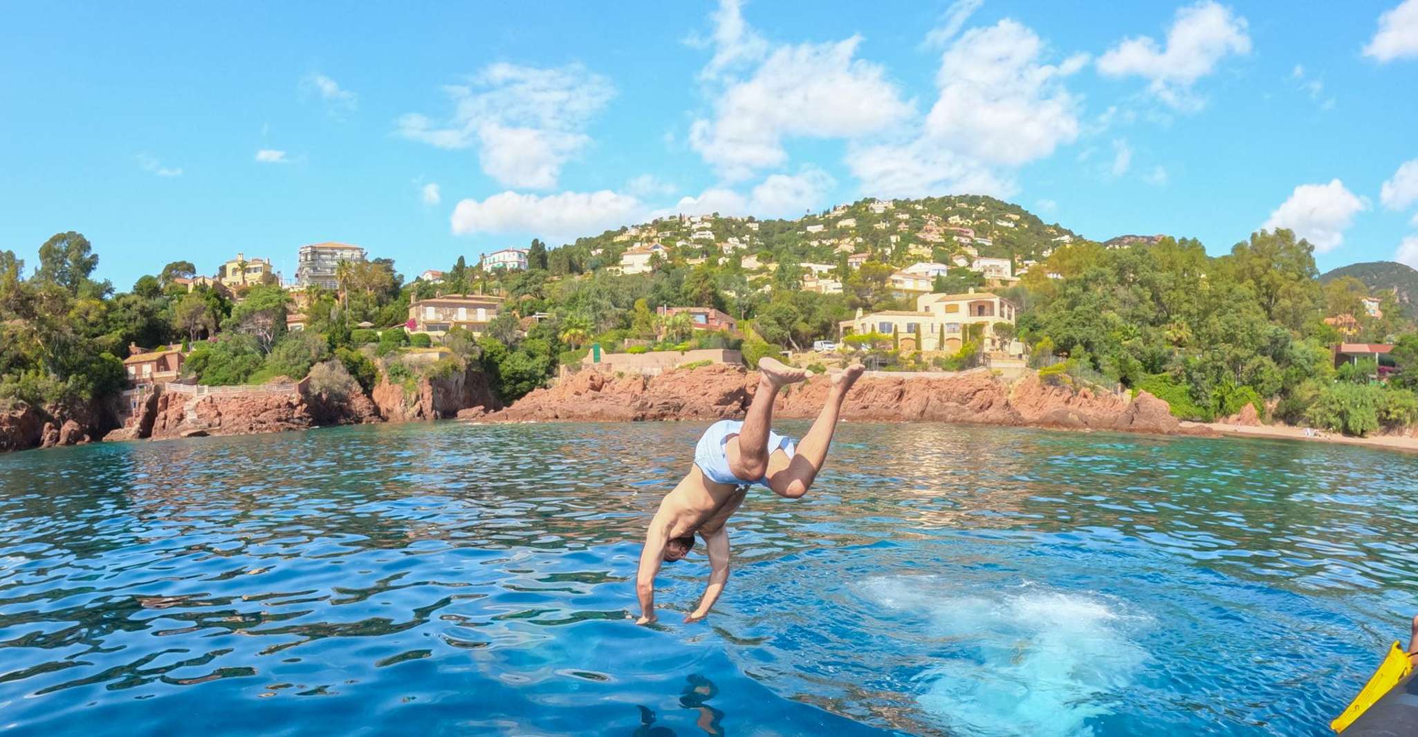 De Cannes, Découvrez les Calanques de l'Esterel - Hizvo