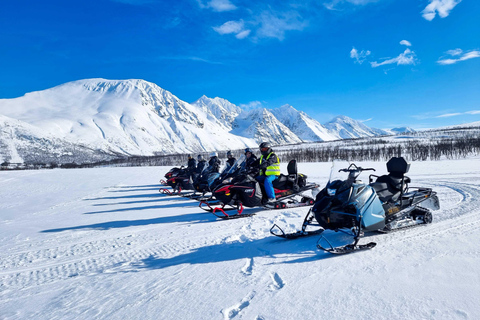 Tromsø: Safári de snowmobile com estadia no Aurora Crystal Lavvo