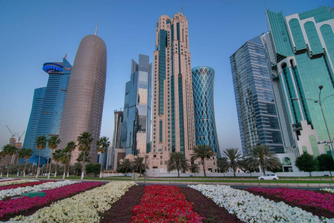 Doha - Paseo por la Corniche con crucero en barco dhow (2 horas)