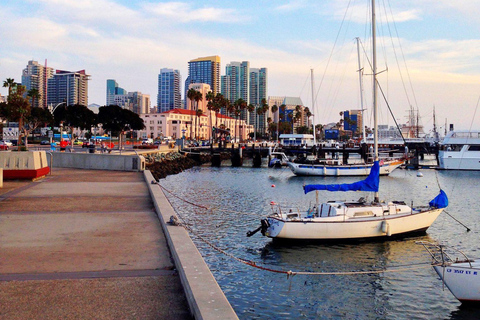 Amorous Strolls: Love is in San Diego