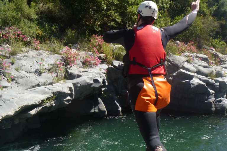 Canyoning and bodyrafting in the Alcantara River