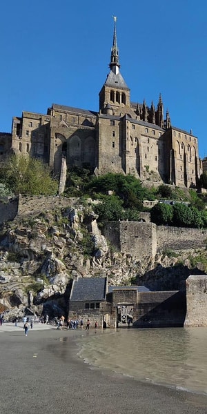 西嶋俊親、『風涛杳然（LE MONT-SAINT MICHEL）』 Mont Saint-Michel: A Deep Dive into History - YouTube