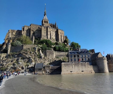 Mont Saint Michel: Village History and Legends Walking Tour