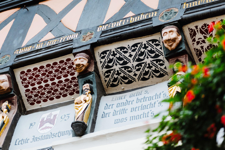 Wernigerode: Daily city tour "1000 steps around the town hall"