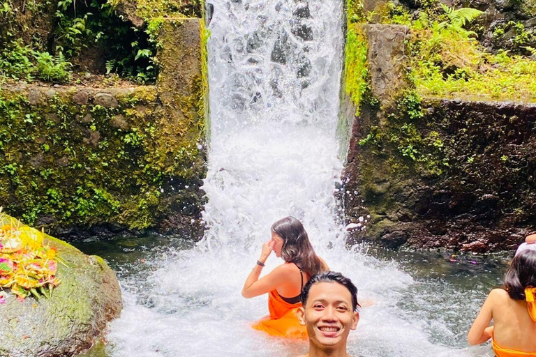 Mengening Temple: What Melukat Actually Feels Like
