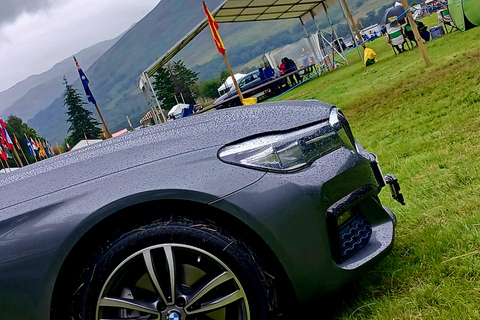 Edimburgo: Alquiler de coches de lujo con conductor y kilometraje ilimitado