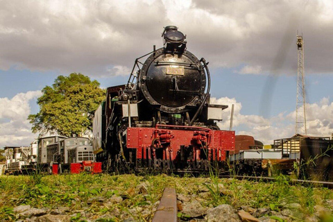 Nairobi: Railway Museum Guided Tour with Backstage Access