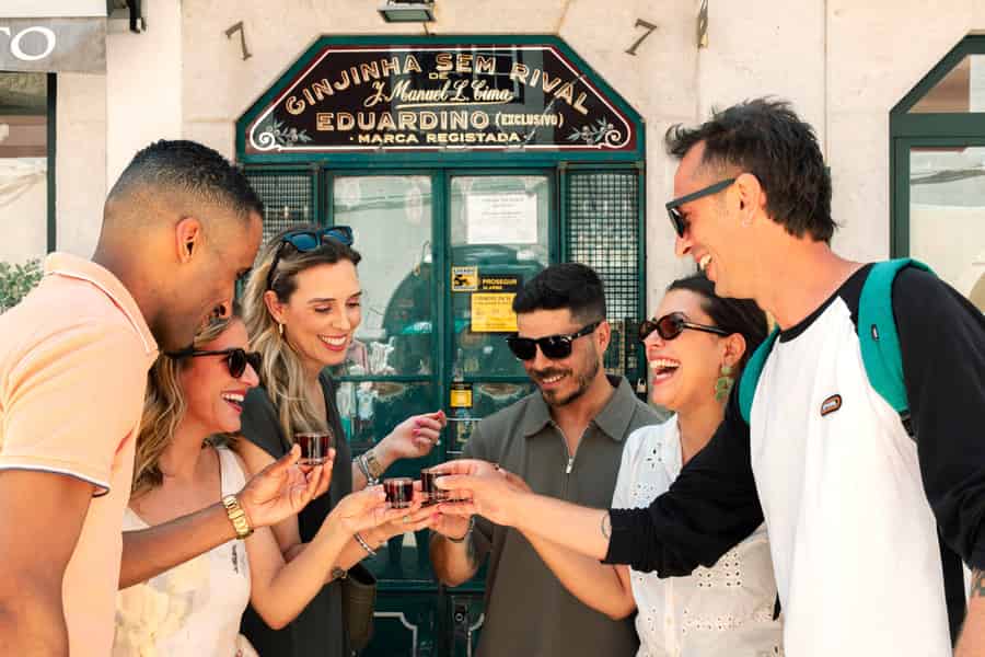Lissabon: Food- und Wein-Tour in kleiner Gruppe mit kompletter Mahlzeit. Foto: GetYourGuide Lissabon: Food- und Wein-Tour in kleiner Gruppe mit kompletter Mahlzeit. Foto: GetYourGuide