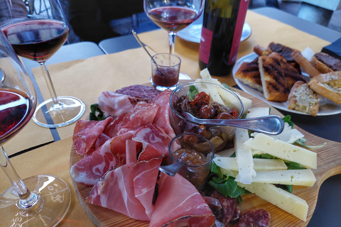 Pisa: Autentico tour gastronomico con un sommelier