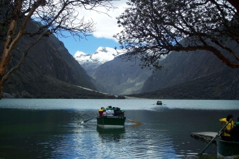 Huaraz : Excursion to Llanganuco Lake