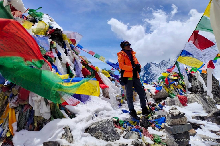 Everest-Hochpässe-Odyssee: Eine 15-tägige Trekking-Expedition