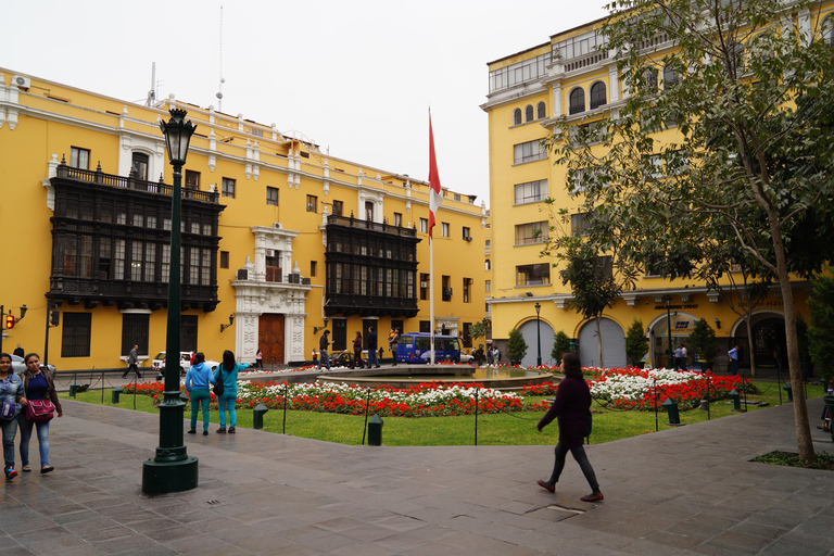 Colonial Lima Sightseeing Tour with Santo Domingo or San Francisco Convent City Tour with Monasterio San Francisco - Catacombs