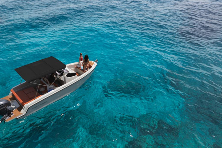 Zakynthos: Private Speedboat cruise up to 9 ppl max