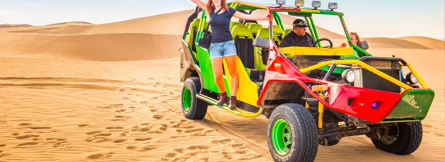 Depuis Lima : journée complète à Paracas et à l'oasis du désert de Huacachina