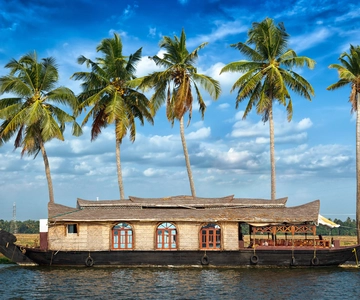 Cochin : Circuit de 5 jours au Kerala avec Munnar, Thekkady et Alleppey