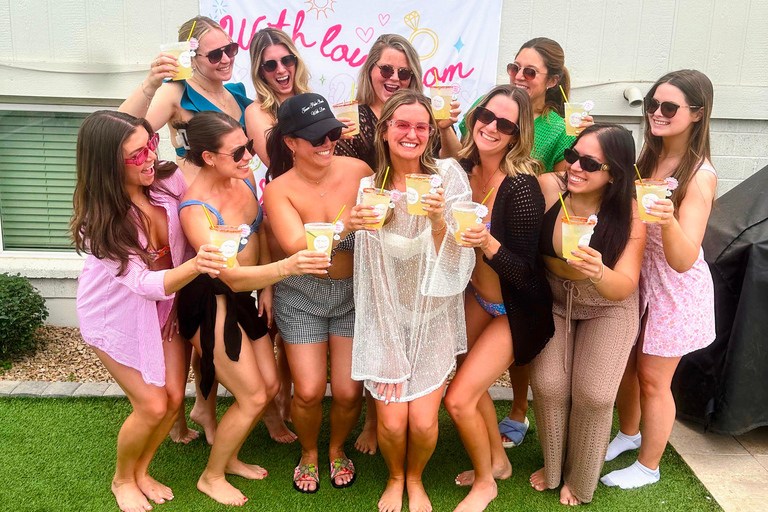 Nashville: Cocktail Class with optional Cheese Pairing Nashville: Cocktails(2) Class with optional Cheese Pairing