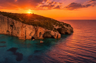 Zakynthos: Sunset Boat with Swim Stops and Prosecco Aperitif