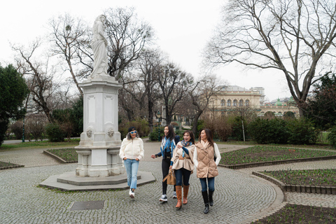 Vienna: Old Town Professional Photowalk Premium (25 Professionally Edited Photos)