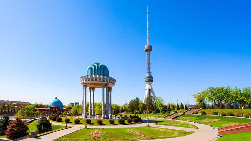Tashkent: Private Full-Day City Tour on a Premium Car