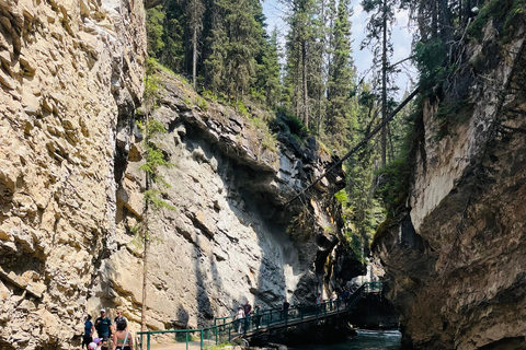 Au départ de Calgary : Visite de Banff, du lac Moraine et de Lake LouisePrise en charge à Calgary