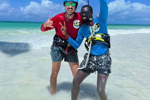 أفضل دروس ركوب الأمواج الشراعية في زنجباردروس جماعية رائعة لركوب الأمواج الشراعية في زنجبار