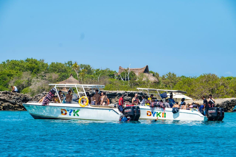 CARTAGENA: 4 islands by sport boat +oceanarium tickets