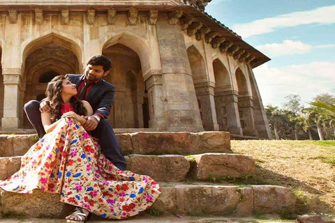 Delhi Deluxe Tour with Luxury Car, Guide & 5 Star Lunch