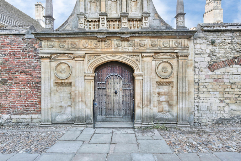 Cambridge: Secrets, Spies & Scandals Walking Tour