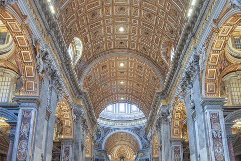 Rome: St. Peter’s Basilica & Underground Tombs Tour Group Tour in French