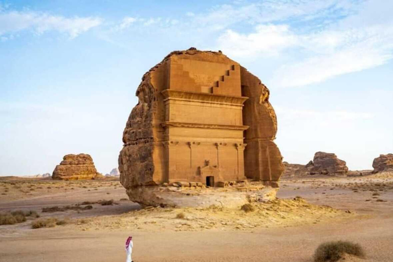 AlUla: Madain Saleh, Elephant Rock, and Jabal Ikmah Tour