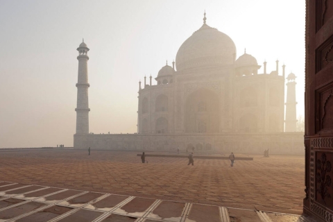 Von Jaipur aus: Private Agra Sonnenaufgangstour mit Guide und Taxi
