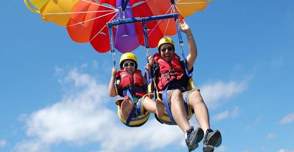 Punta Cana: Parasailing Tour