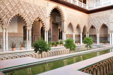 Seville: Cathedral, Giralda & Alcazar Entry With Guided Tour