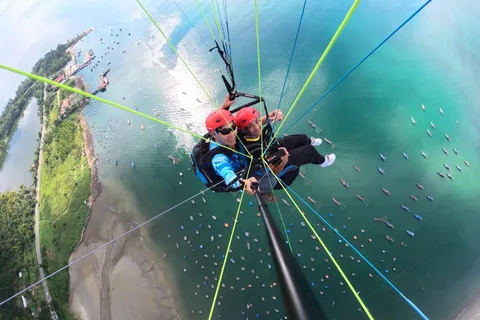 Da Nang Private paragliding experience on Monkey Mountain