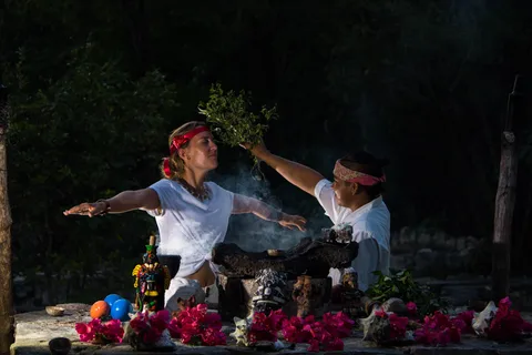 Tulum: Mayan Ceremony, cenote tour and dinner in the jungle