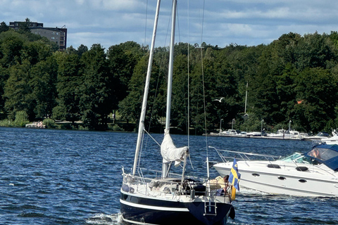 Estocolmo: Tour particular em um barco a velaPasseio de barco em Estocolmo