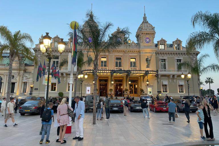 Da Nizza: Tour privato in auto di Monaco e della costa