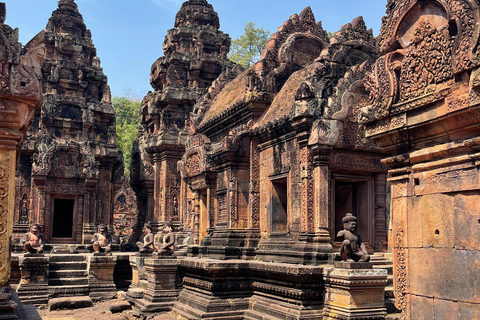 Countryside & Banteay Srei temple Cycling Tour 45km Small Share Group