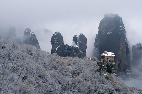 Athens: Meteora Monasteries & Caves Day Trip & Lunch Option Shared Tour in English with Bus Transfer and Lunch