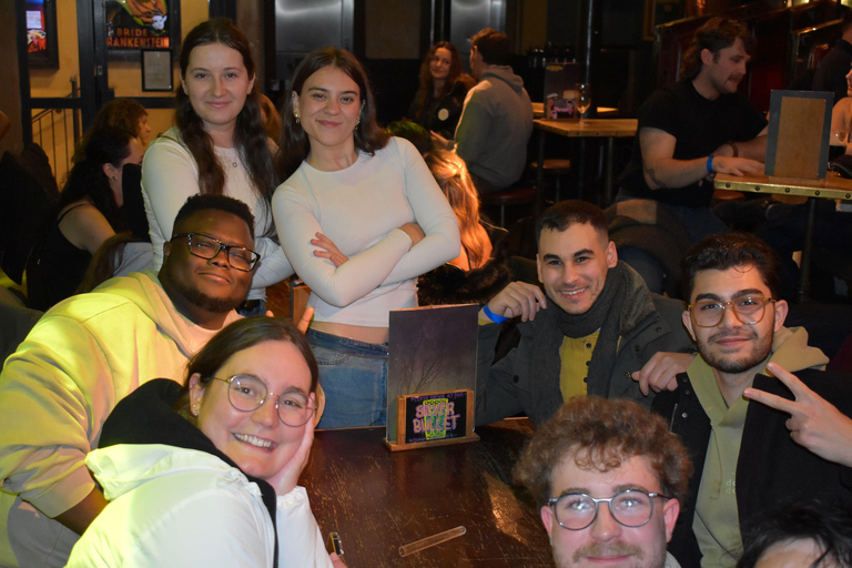 Edinburgh: Bar Crawl with Shots, Nightclub and Live music