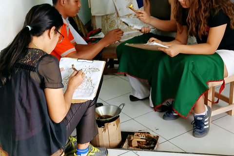 Yogyakarta: Borobudur Temple, Palm Sugar & Batik Tour